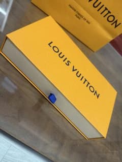 LOUIS VUITTON ギフトボックス ショップ袋 セット - メルカリ