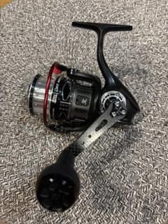 美品 Abu Garcia Revo MGX THETA 2500S 本体 - メルカリ