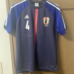 本田圭佑　直筆サイン入り　ユニフォーム4番のサムネイル