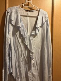 ZARA BASIC ストライプ フリルブラウス Lサイズのサムネイル