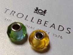 美品 トロールビーズ プリズム ライムグリーン イエロー 2個セット