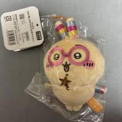 치이카와 빛나는 고리를 붙인 토끼 마스코트