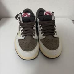 NIKE AIR JORDAN 1 LOW REVERSE MOCHAのサムネイル