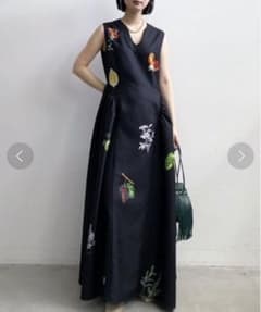れ*い様 ELEANOR リネンライク ワンピース モチーフ柄 新品未使用 フレ れ*い様 ELEANOR リネンライク ワンピース モチーフ柄 新品未使用 フレ