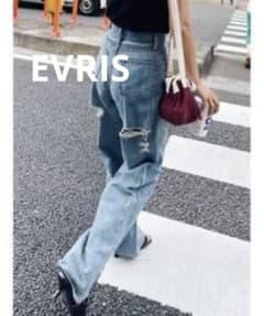 EVRIS デニムパンツ ダメージ加工 フレアのサムネイル