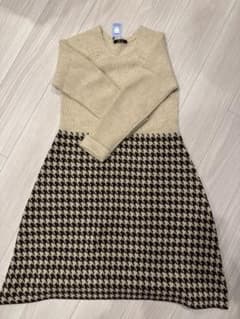 カシミヤ100% 長袖ひざ丈ワンピースのサムネイル
