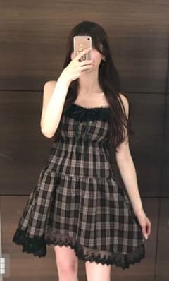 GRL チェック柄レースリボンイレヘムキャミワンピースのサムネイル
