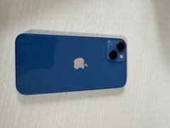 美品Apple iPhone 13 128GBブルー 本体のサムネイル
