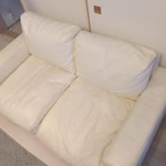 ホワイトレザー 2人掛けソファ（無印良品） - メルカリ