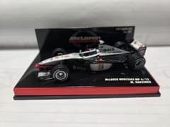 ミニチャンプス マクラーレン メンセデス MP4/13 ハッキネンのサムネイル