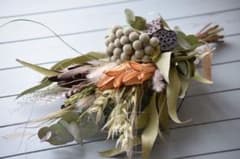 #78 アルビフローラとグリーンのスワッグのサムネイル