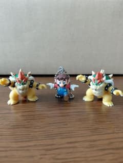 Thumbnail of マリオ（チェーン付き）とクッパ（チェーン無し／2体）フィギュアセット