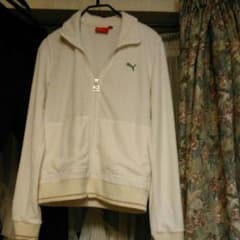 PUMAジャージのサムネイル