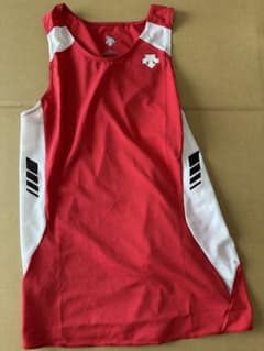DESCENTE デサント ランニングシャツ O 赤白 薄手 DRN-4702のサムネイル