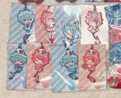 すとぷり　莉犬くん　ころんくん つながるあにまるラバーストラップのサムネイル