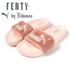 Rihanna ファーサンダル プーマ 24 ピンクのサムネイル
