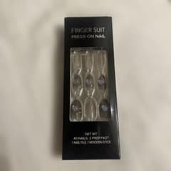 FINGER SUIT PRESS-ON NAIL Ebony Heartのサムネイル