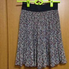 プリーツスカートのサムネイル