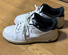 Nike エアフォース1 CD0884-1 ホワイトのサムネイル