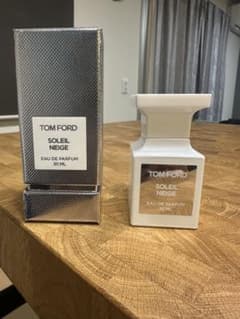 TOM FORD SOLEIL NEIGE 30ml 香水　国内正規品　ほぼ新品のサムネイル