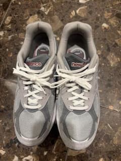 New Balance 990V3 26cmスニーカー グレーのサムネイル