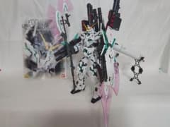 MG フルアーマーユニコーンガンダム Ver.Ka 完成品のサムネイル