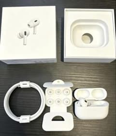 AirPods Pro 第2世代 左耳とケース - メルカリ