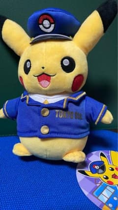 ポケモン ピカチュウ ぬいぐるみ 駅長 東京駅限定のサムネイル