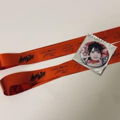 ★値下げしました★MEGALiFE! 心花りり銀テープ×2本、缶バッジ セットのサムネイル