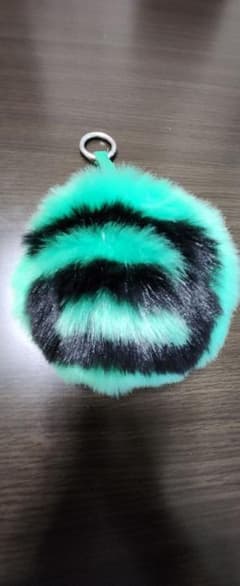 BIGBANG ファーチャームのサムネイル