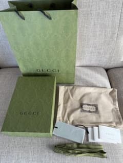 グッチGUCCI 空箱 ギフトボックス +ショッパー+保存袋+リボン - メルカリ
