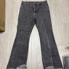 kutir ダークグレー フレアパンツのサムネイル