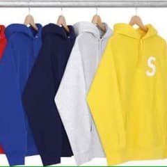 Supreme パーカー 32000→28000のサムネイル