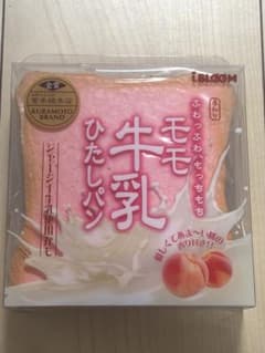 iBLOOM ひたしパン 牛乳 モモ スクイーズのサムネイル
