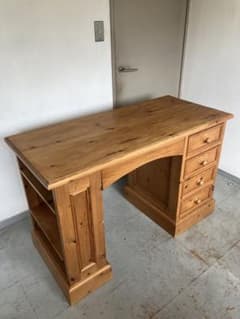 ペニーワイズ チャイルドデスク Paul Wilson(ポール・ウィルソン) ラキ