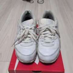 NIKE AIR MAX 90 ホワイト スニーカーのサムネイル