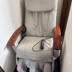 電動リクライニングチェアのサムネイル