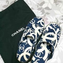 激レア希少品  春に向けて最終お値下げ！CHANEL正規品 サンダル☆のサムネイル