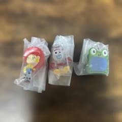 トイストーリー5 めじるしアクセサリー　ジェシー　フォーキー　リリーパッドのサムネイル