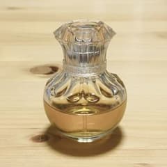 中古 JILL STUART ヴァニラ ラスト オードパルファン 30ml 香水のサムネイル
