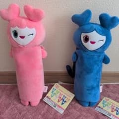 TWICE LOVELYS ぬいぐるみ ペンケース 2種セットのサムネイル