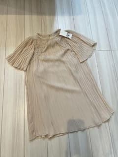 ZARA プリーツ　ミニワンピースのサムネイル