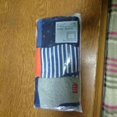 もーたんさん専用UNIQLO KIDS  男の子 パンツXLのサムネイル