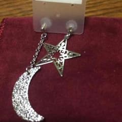 シリコンピアス 星と月のサムネイル