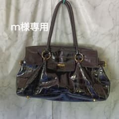 CECIL McBEEのサムネイル