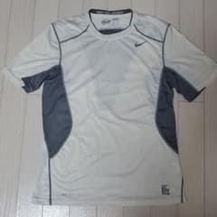 NIKE ナイキ　PRO COMBAT プロコンバットトレーニングＴシャツのサムネイル