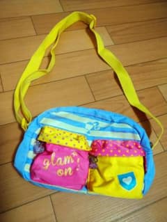 子供用バッグ　キッズ　ショルダー　肩掛けのサムネイル