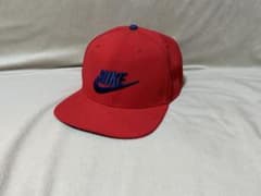 NIKE ナイキ レッドキャップ スナップバック 帽子 赤のサムネイル