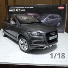 アウディ Q7 2009 グラファイトグレイ 1/18 京商 キョウショウ - メルカリ