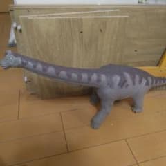 恐竜おもちゃセット（ブラキオサウルス・ティラノサウルス）のサムネイル